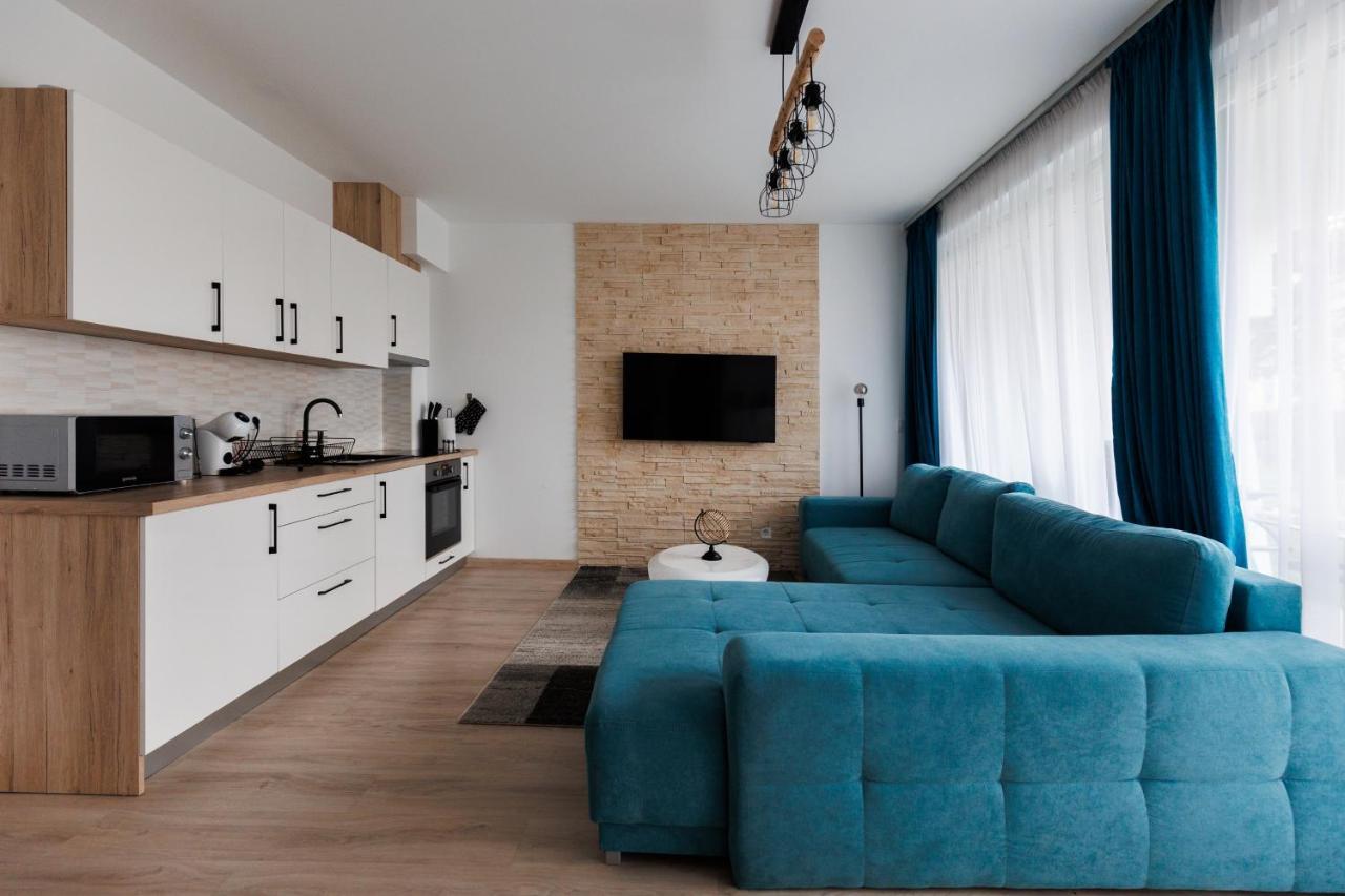 Villa Bauhaus Wellness Apartman Fsz. 1 Сиофок Екстериор снимка