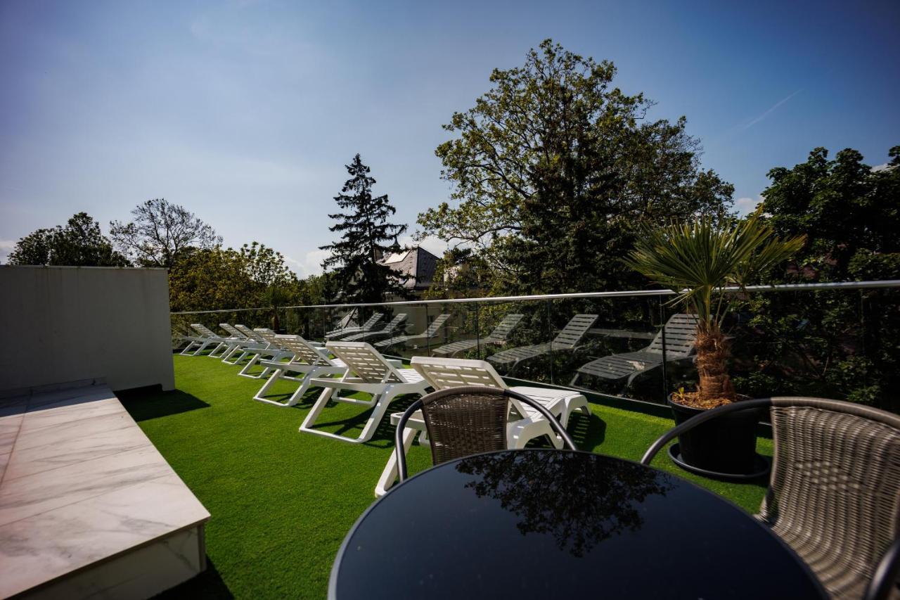Villa Bauhaus Wellness Apartman Fsz. 1 Сиофок Екстериор снимка