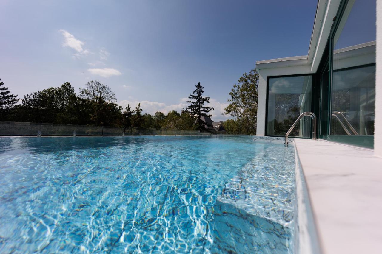 Villa Bauhaus Wellness Apartman Fsz. 1 Сиофок Екстериор снимка